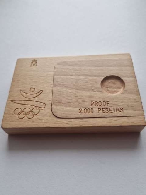 Hiszpania 2000 Pesetas Barcelona znicz i koła 1991 r